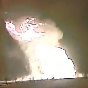 Police Dashcam Captures Massive Gas Explosion - YouTube