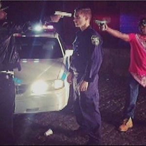 Philadelphia Paramedic's Instagram Post Takes Jab At Police - YouTube