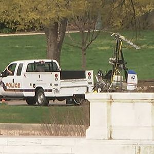 Tiny Aircraft Lands at Capitol, Pilot in Custody - YouTube