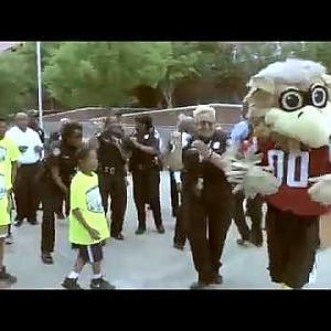 Atlanta Police Issue Running Man Challenge - YouTube