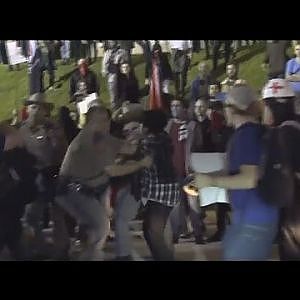 Police in Austin Start Arresting Anti-Trump Protesters. - YouTube