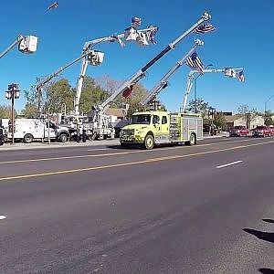 Fallen Show Low Police officer Darrin Reed's procession - YouTube