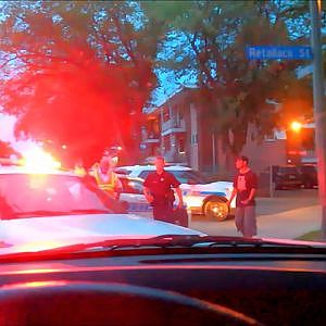 Multiple Police Vehicles Arriving On-Scene - YouTube