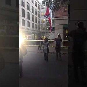 Muhiyidin d’Baha grabs Confederate flag at protest. - YouTube