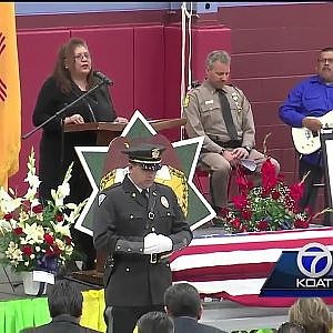WATCH: Community gathers to honor fallen Navajo officer - YouTube